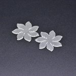 アクリルチャーム 花型 半クリア ストライプ ホワイト 38×38mm【50ヶ】
