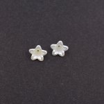 アクリルビーズ フラワー 13x13mm ホワイト【50ヶ】
