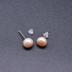 高品質淡水パールピアス 丸型 天然素材 ベージュ 8mm【1ペア】