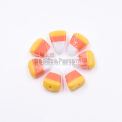 樹脂ビーズ 三角形 20x15mm ホワイト+オレンジ+イエロー【50ヶ(約99g)】