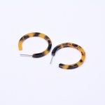 アクリルピアス フープ 琥珀色 30×33mm【20ヶ】