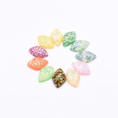 樹脂貼付けパーツ 菱形 スパンコール封入 27x17mm 【50ヶ(約119g)】