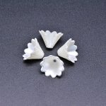 アクリルビーズ フラワー 花型 パールホワイト 10×15mm 【100ヶ】