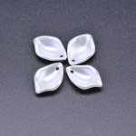 アクリルチャーム 葉形 パールホワイト 13×19mm 【100ヶ】