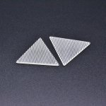 アクリルチャーム 三角形 半クリア ストライプ ホワイト 39×39mm【50ヶ】