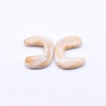 アクリルビーズ 不規則 2つ穴 22×26mm アイボリー【100ヶ】