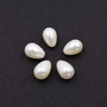 片穴パール 雫型 8x10mm ベージュ【500g(約1500ヶ)】
