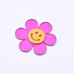 アクリルパーツ 花型 笑顔 1穴 ローズピンク 5×55mm 【50ヶ】