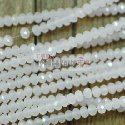 ボタンカットグラスビーズ 7ライトピンク 2x2mm(1連/約200ヶ)