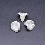アクリルビーズ フラワー 花型 パールホワイト 14×15mm 【100ヶ】