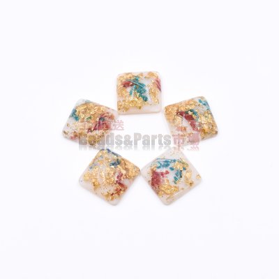 樹脂貼付けパーツ 四角形 金箔＆ドライフラワー封入 16x16mm ホワイト【50ヶ(約63g)】